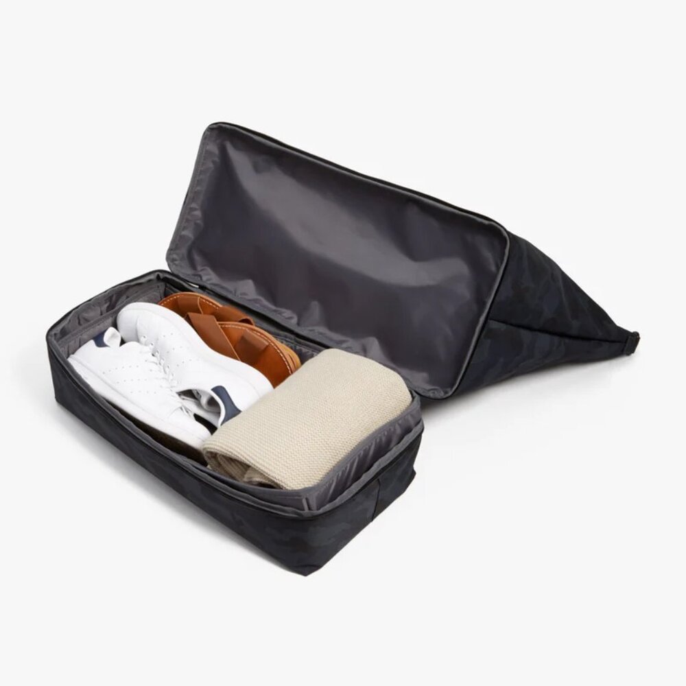 COPY - NWT Original Lo & Sons Blue Camo DELUXE Weekender Bag - Picture 4 of 7